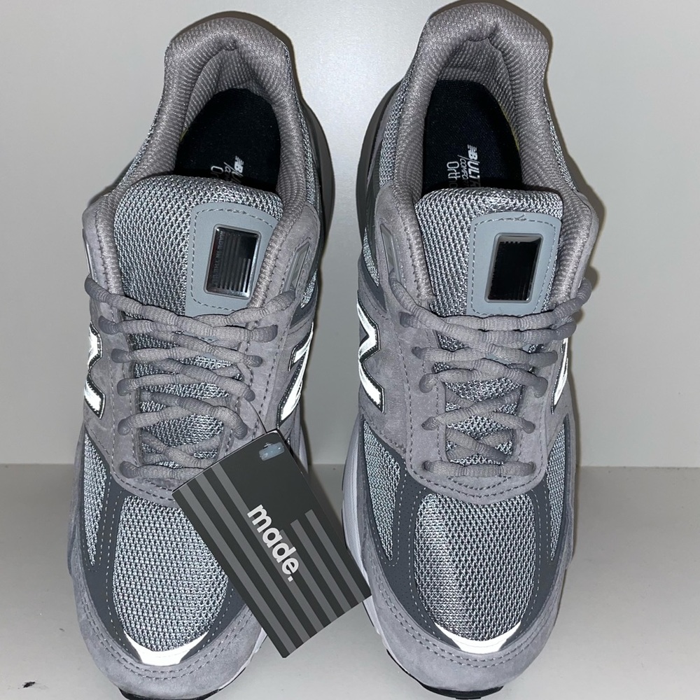 MEN M990GL5 ( 8.5 D)